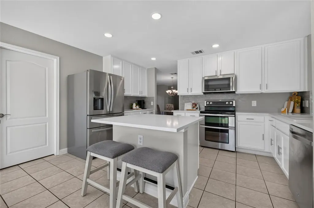 2008 Cyclone Ridge Cove Round Rock TX 78665