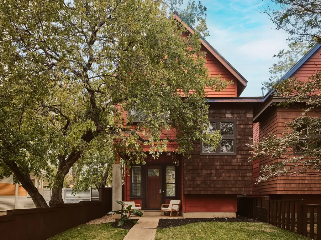 2002 E 13th Street Austin TX 78702