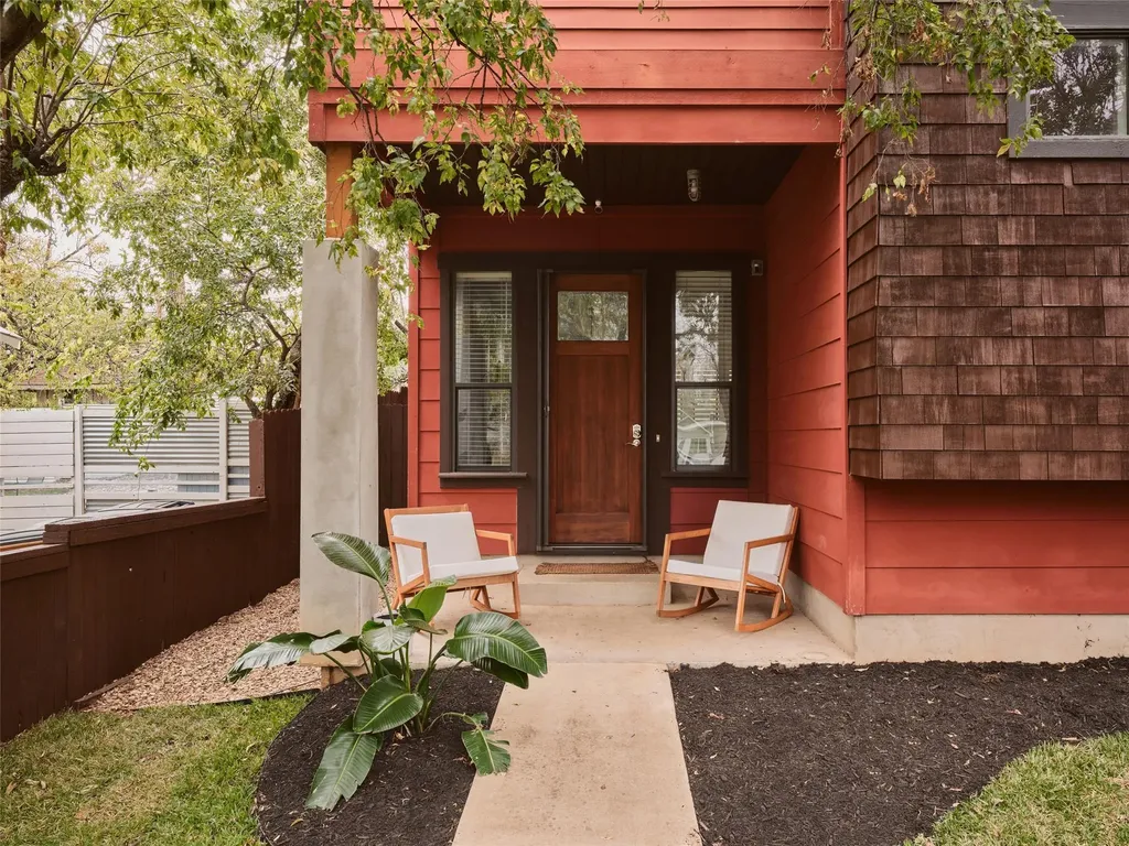 2002 E 13th Street Austin TX 78702