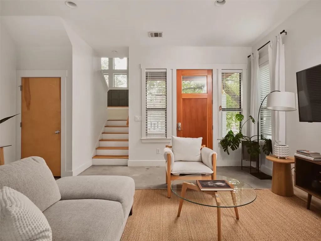2002 E 13th Street Austin TX 78702