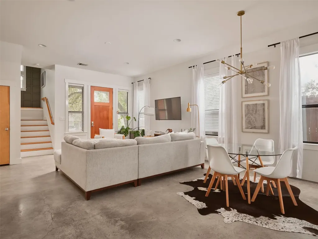 2002 E 13th Street Austin TX 78702
