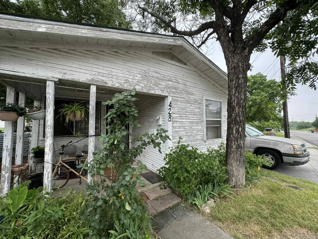 428 Runnels Avenue San Antonio TX 78208