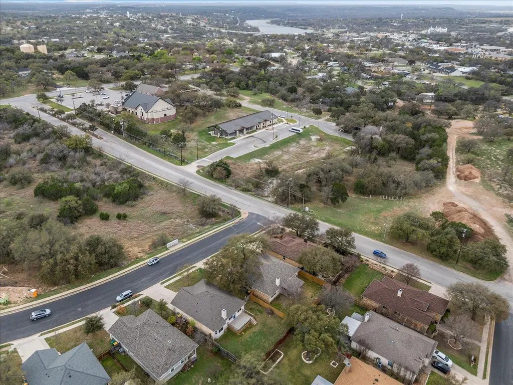 119 E Wildflower Boulevard Marble Falls TX 78654