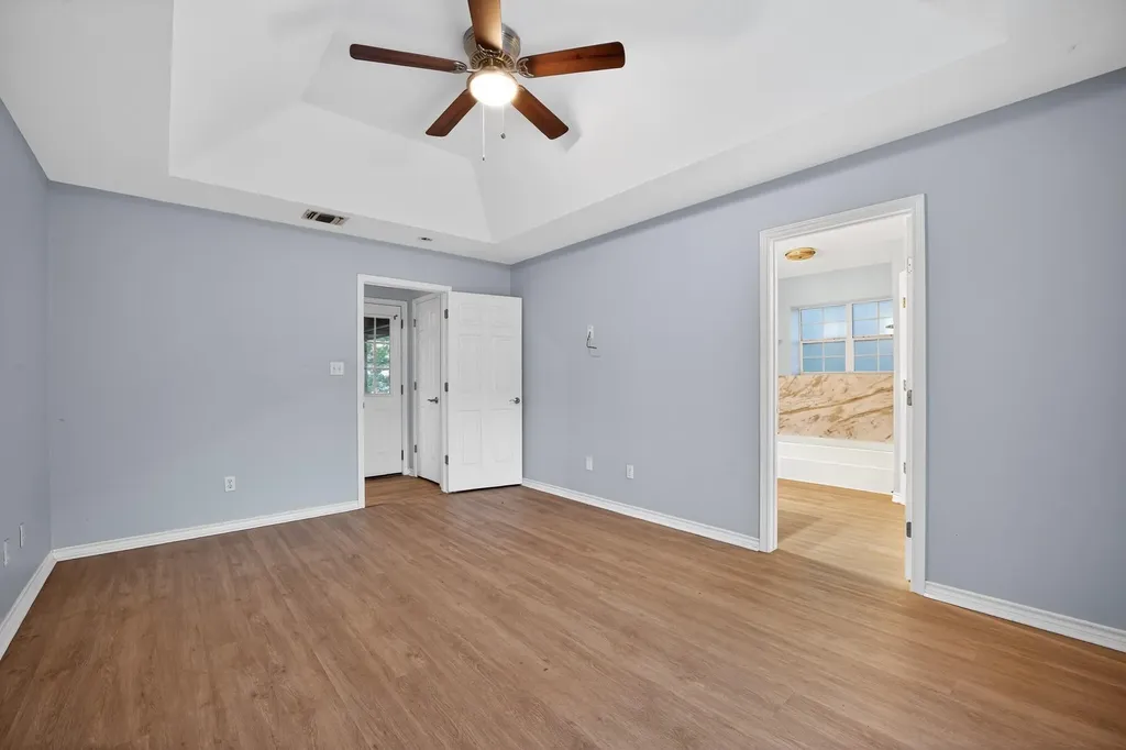 102 Hummingbird Lane Lockhart TX 78644