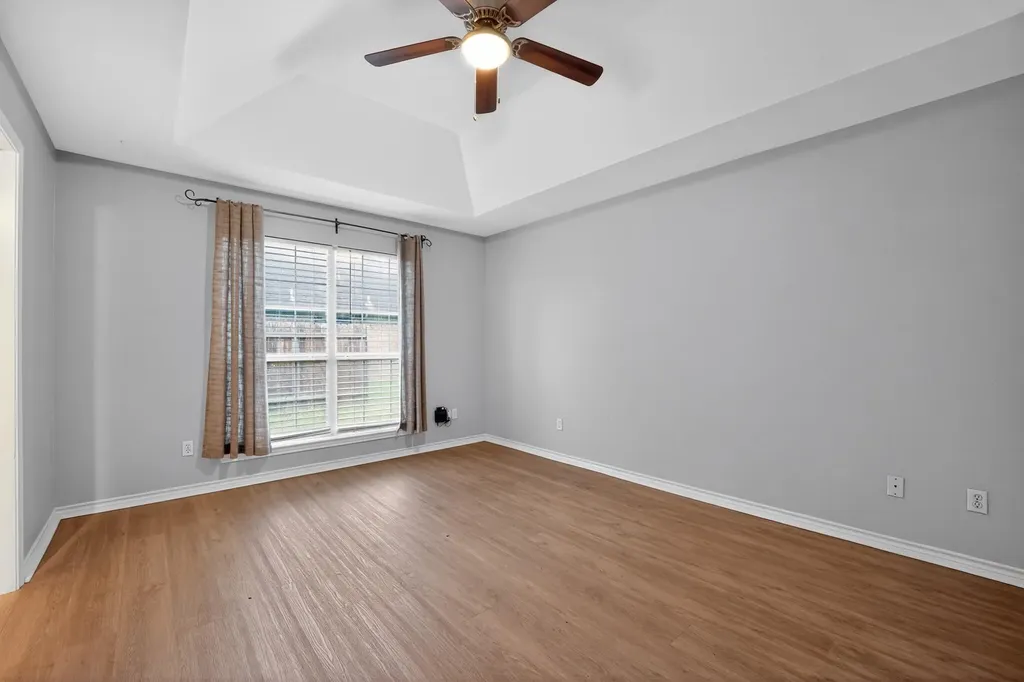 102 Hummingbird Lane Lockhart TX 78644