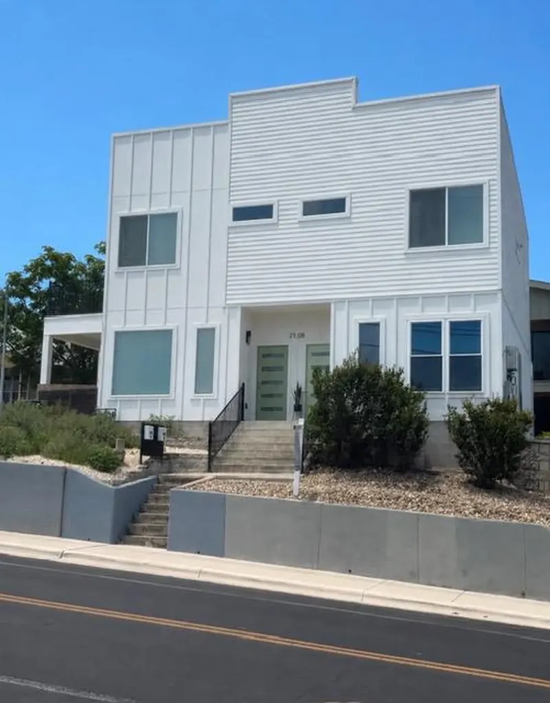 2108 Rosewood Avenue Austin TX 78702