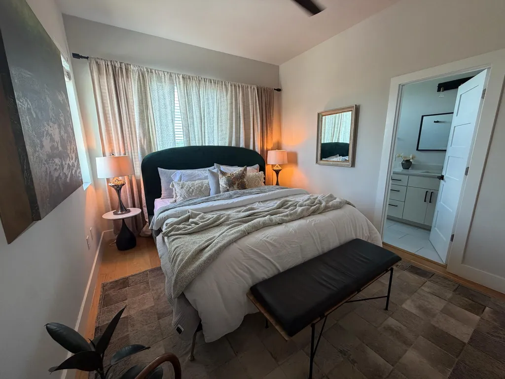 2108 Rosewood Avenue Austin TX 78702