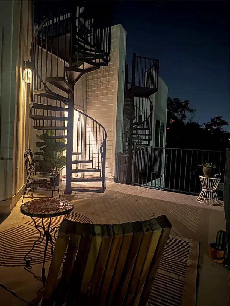 2108 Rosewood Avenue Austin TX 78702