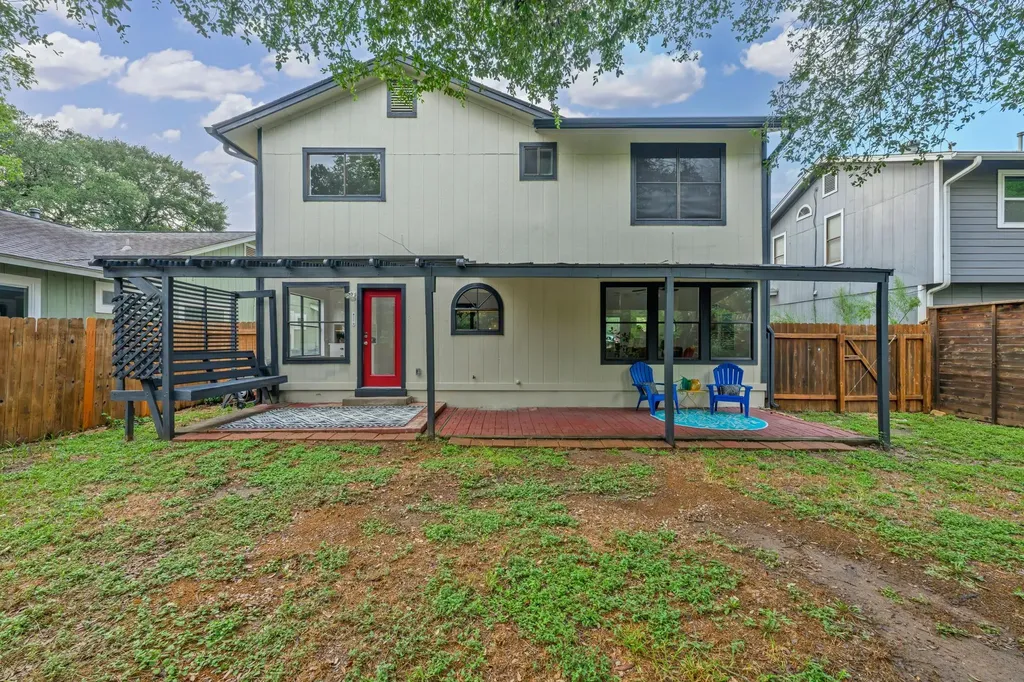 811 Silcantu Drive Austin TX 78748