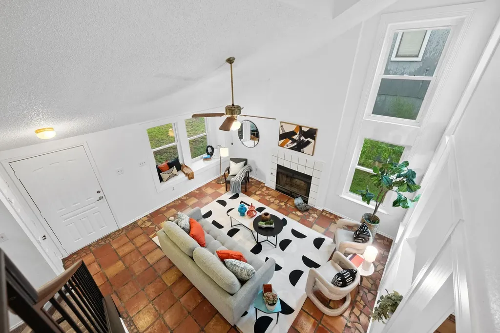 811 Silcantu Drive Austin TX 78748