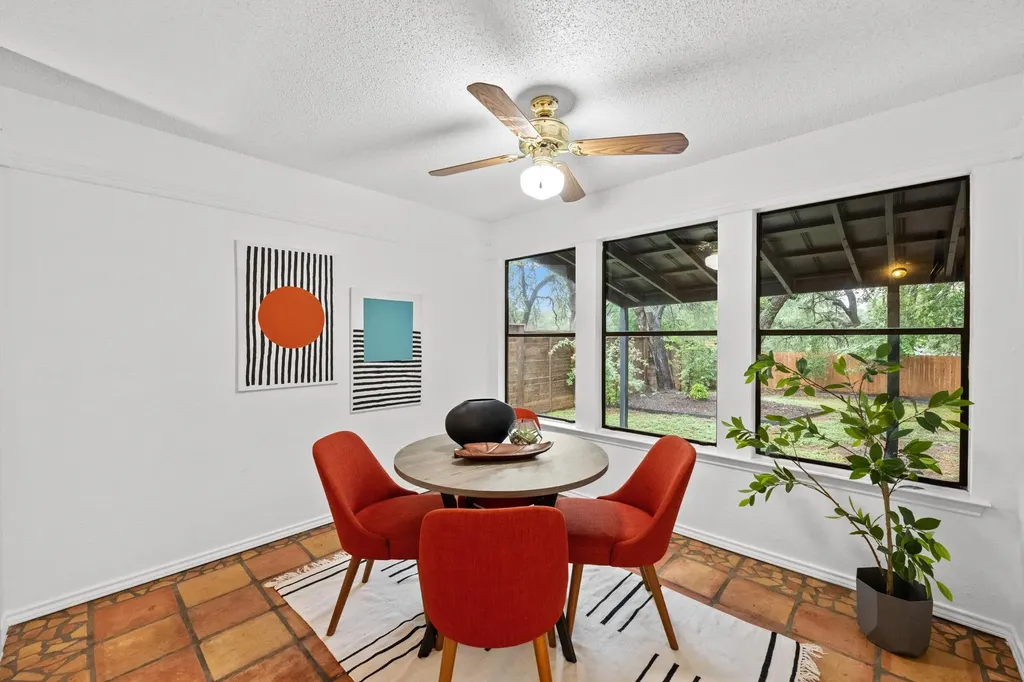 811 Silcantu Drive Austin TX 78748