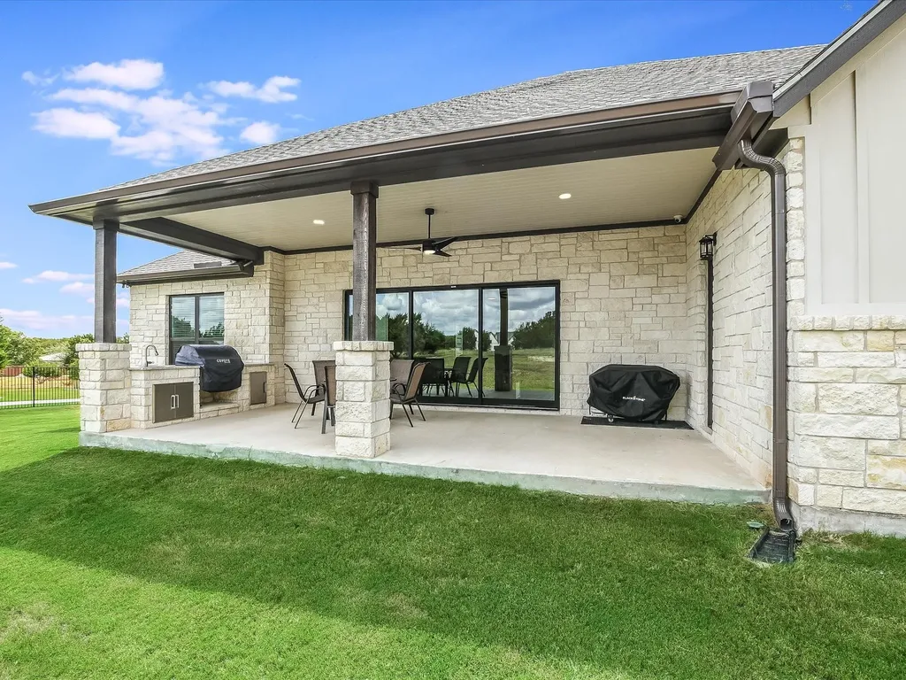 113 Tesoro Perdido Cove Liberty Hill TX 78642