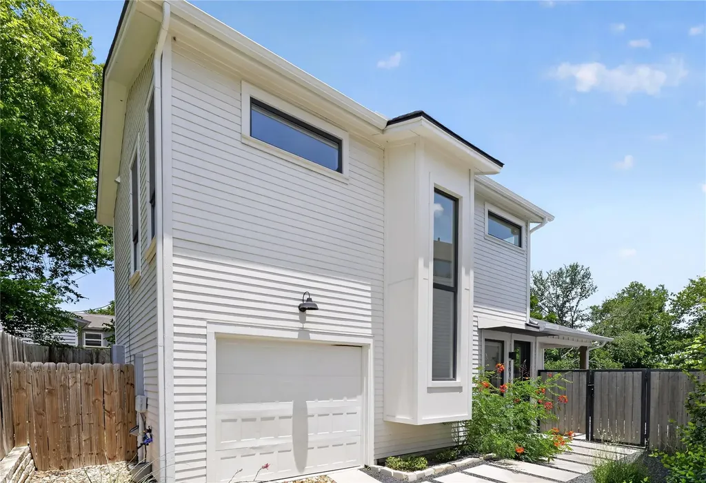 1816 Adina Street Austin TX 78721