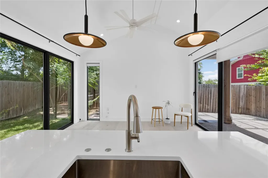1816 Adina Street Austin TX 78721