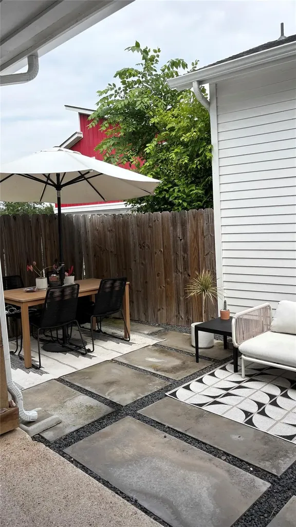 1816 Adina Street Austin TX 78721