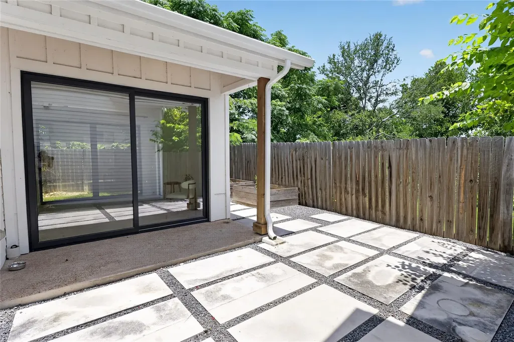 1816 Adina Street Austin TX 78721