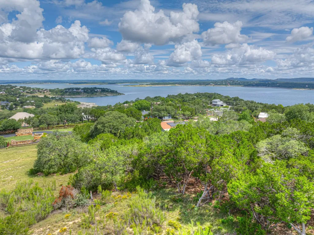 980 El Capitan Trl Trail Canyon Lake TX 78133