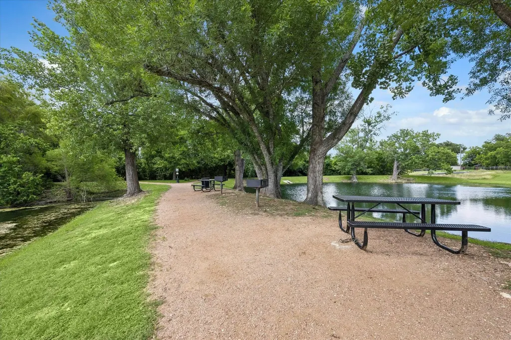 457 High Tech Drive Georgetown TX 78626
