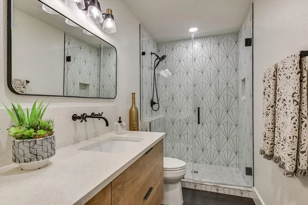 4717 Sam Bass Road Round Rock TX 78681