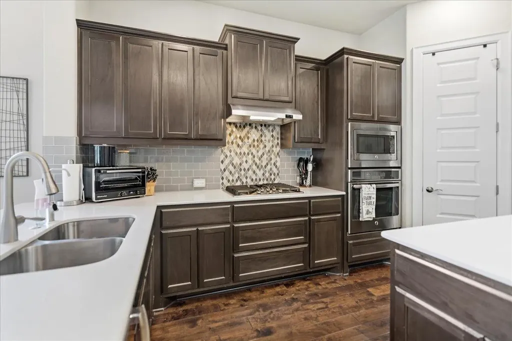 916 Isaias Drive Leander TX 78641