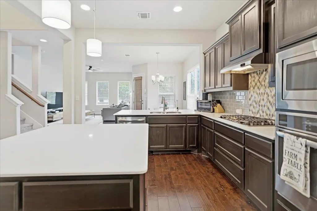 916 Isaias Drive Leander TX 78641