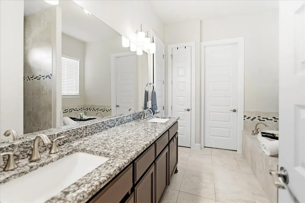 916 Isaias Drive Leander TX 78641