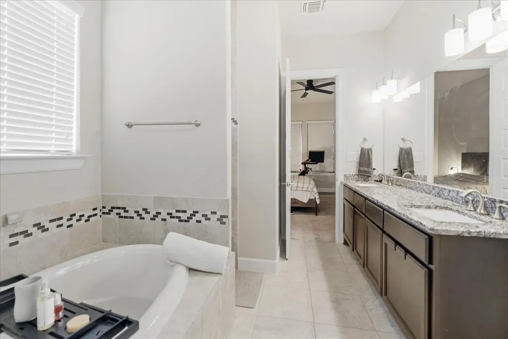 916 Isaias Drive Leander TX 78641