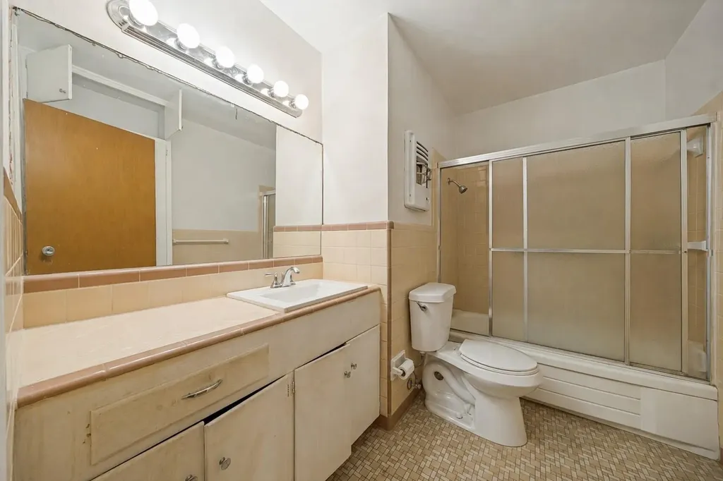 207 Woodward Street Austin TX 78704