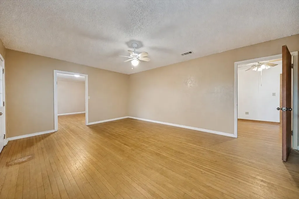 207 Woodward Street Austin TX 78704