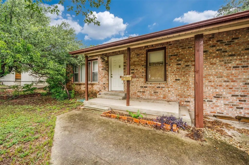 207 Woodward Street Austin TX 78704