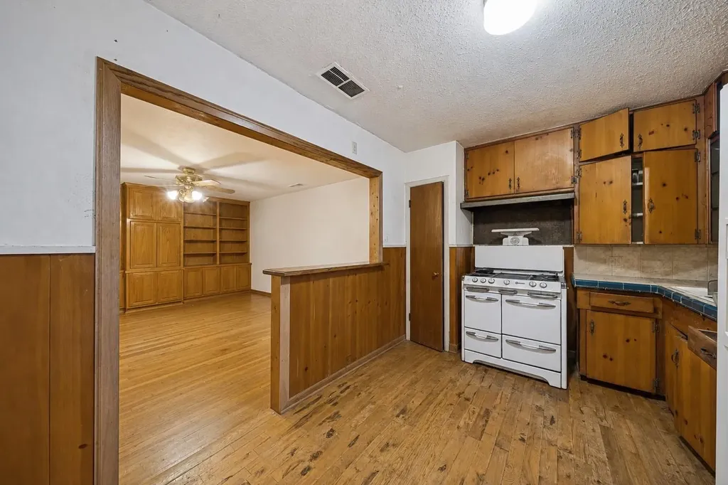 207 Woodward Street Austin TX 78704