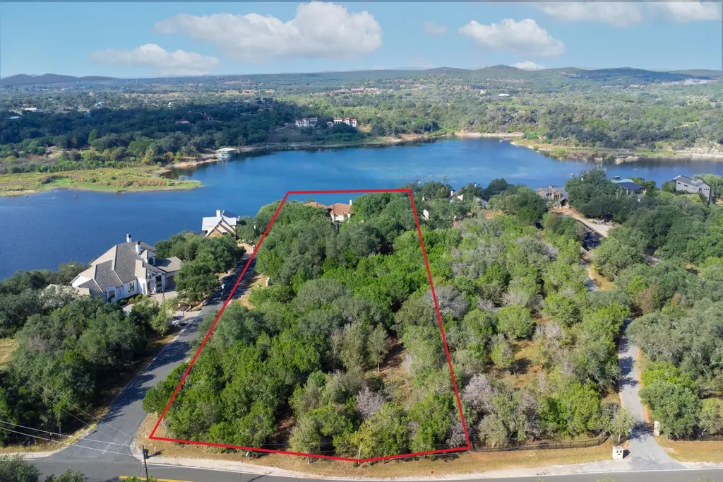 25400 River Road Spicewood TX 78669