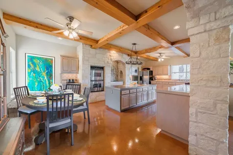 25400 River Road Spicewood TX 78669