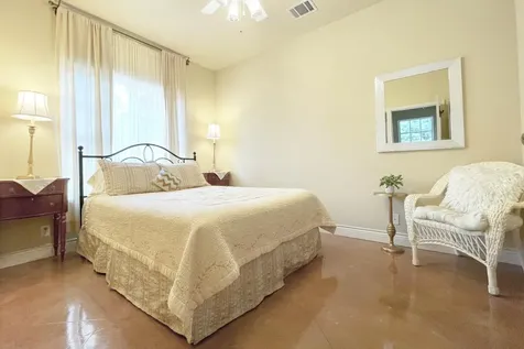 25400 River Road Spicewood TX 78669