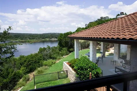 25400 River Road Spicewood TX 78669