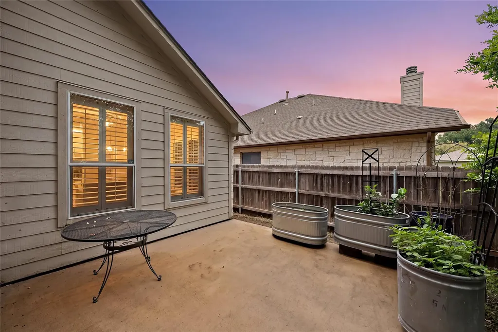 9309 Manipari Lane Austin TX 78749