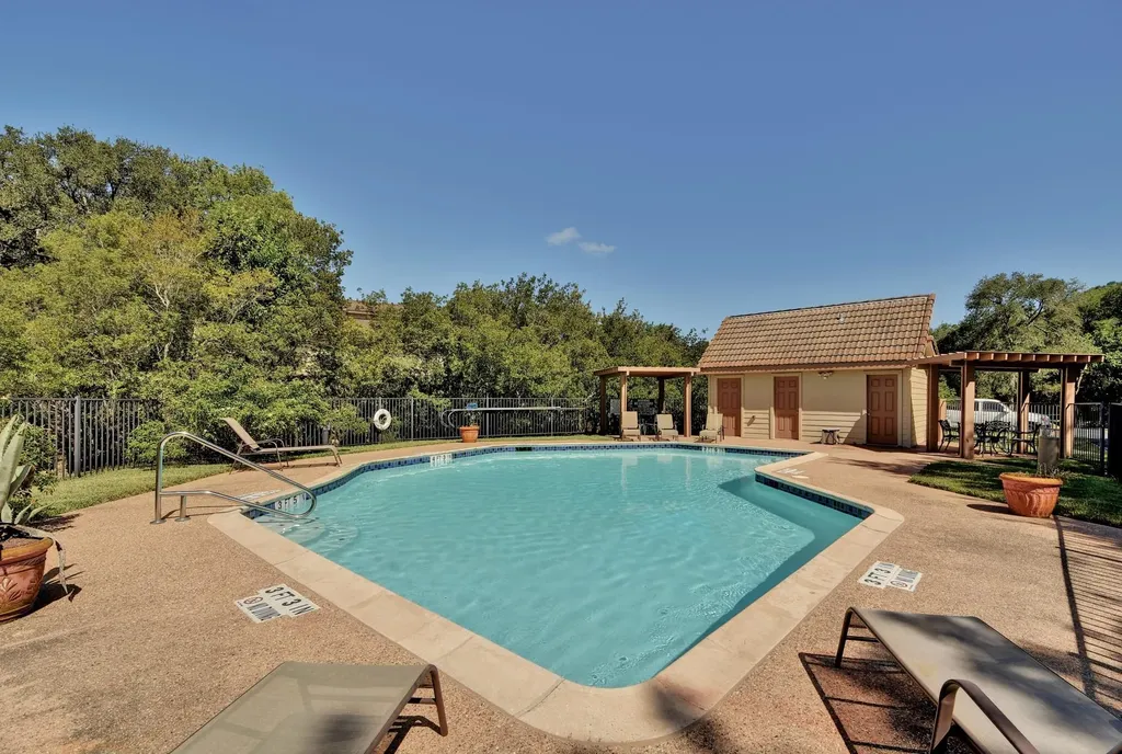 6820 N Cypress Point Austin TX 78746