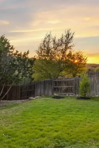 21824 Rock Wren Road Spicewood TX 78669