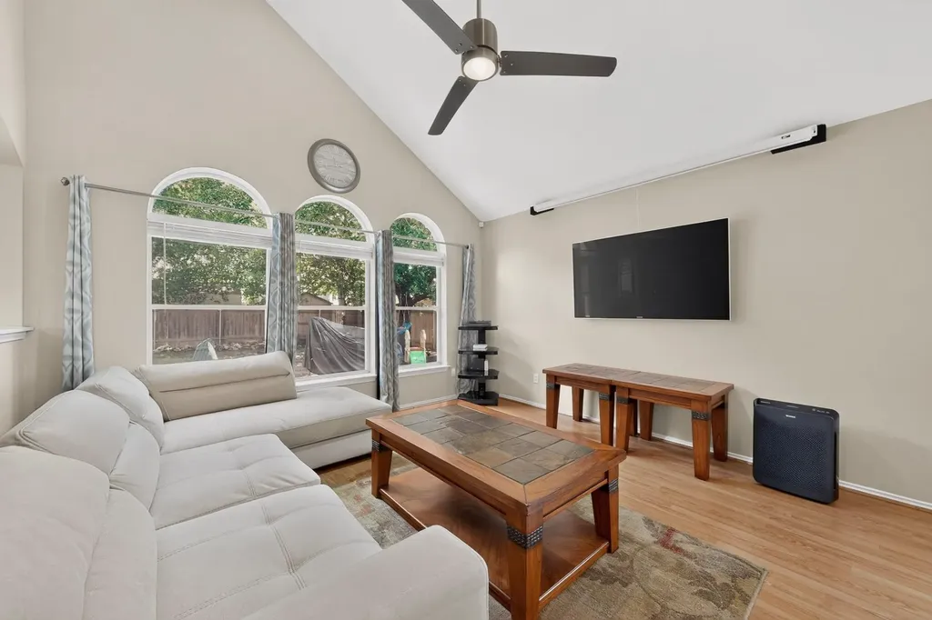 1618 Mentone Drive Round Rock TX 78664
