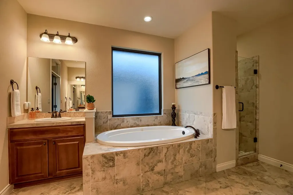 226 Hudson Lane Dripping Springs TX 78620