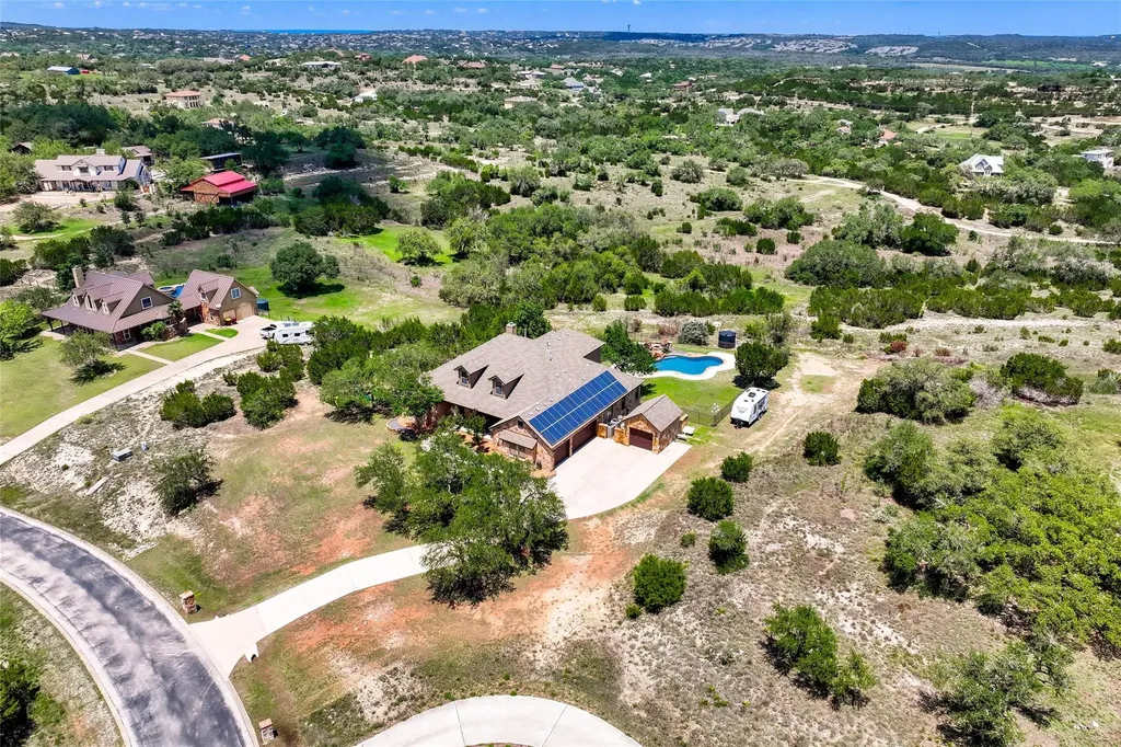 226 Hudson Lane Dripping Springs TX 78620