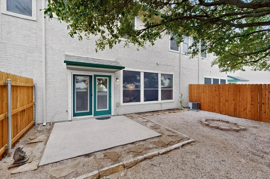 2100 Pipers Field Drive Austin TX 78758