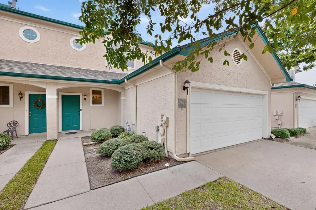 2100 Pipers Field Drive Austin TX 78758