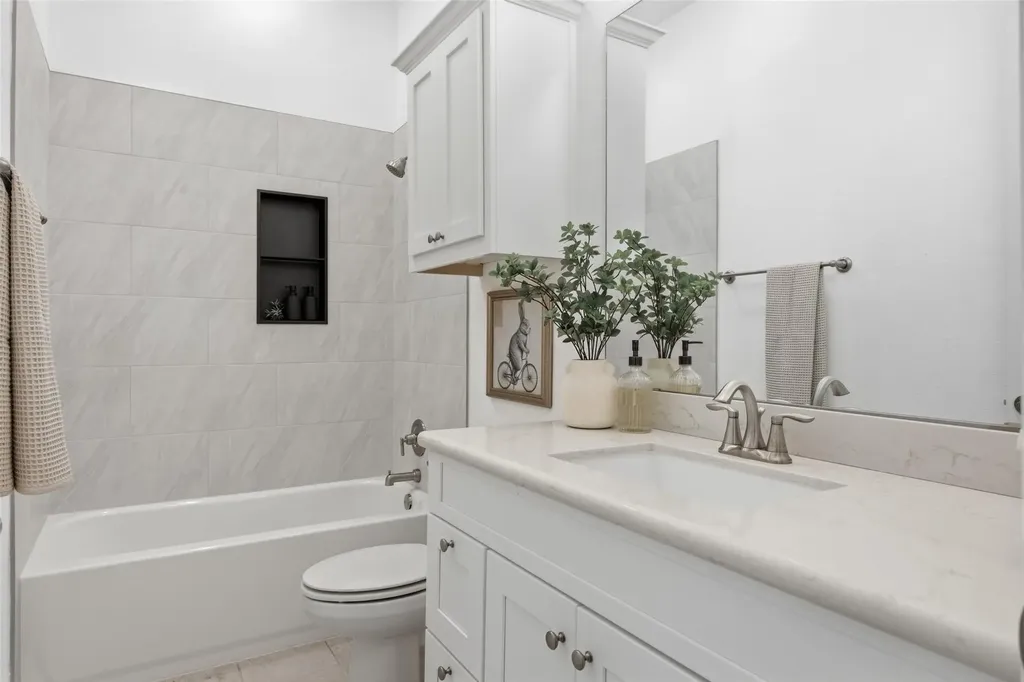 4509 Vieste View Leander TX 78641