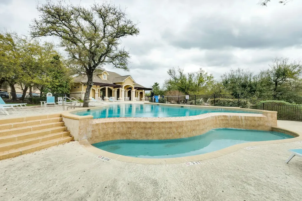 118 Perpetuation Drive Austin TX 78734