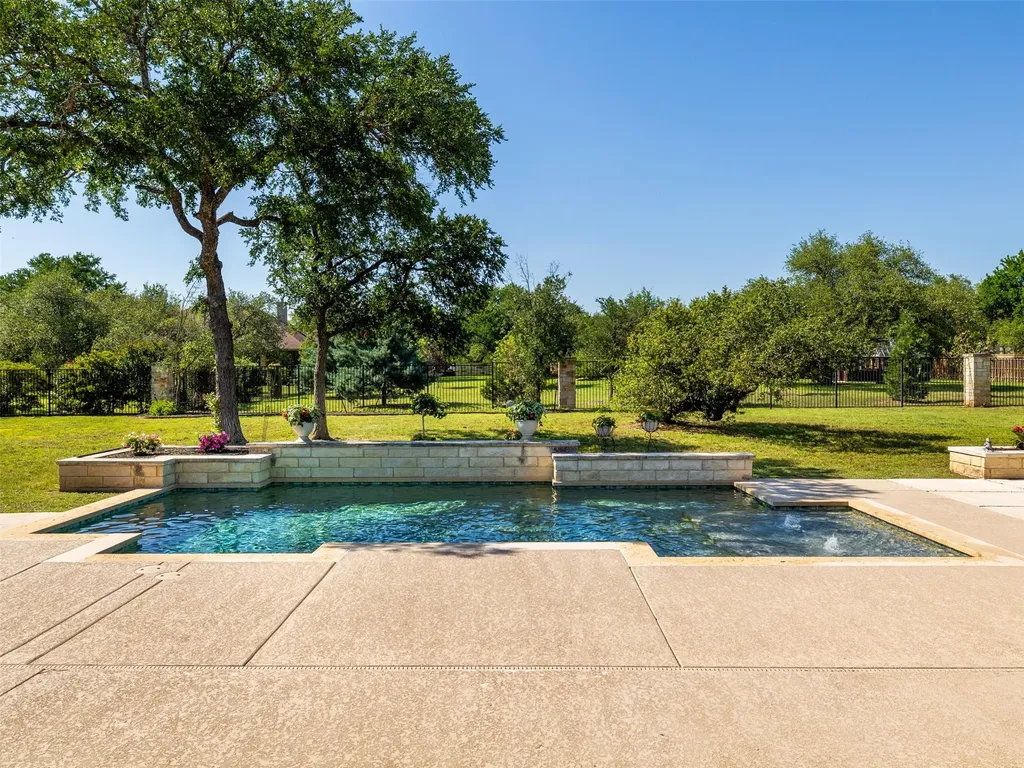 109 Cascada Cove Georgetown TX 78633