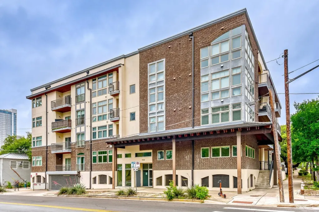 908 Nueces Street Austin TX 78701