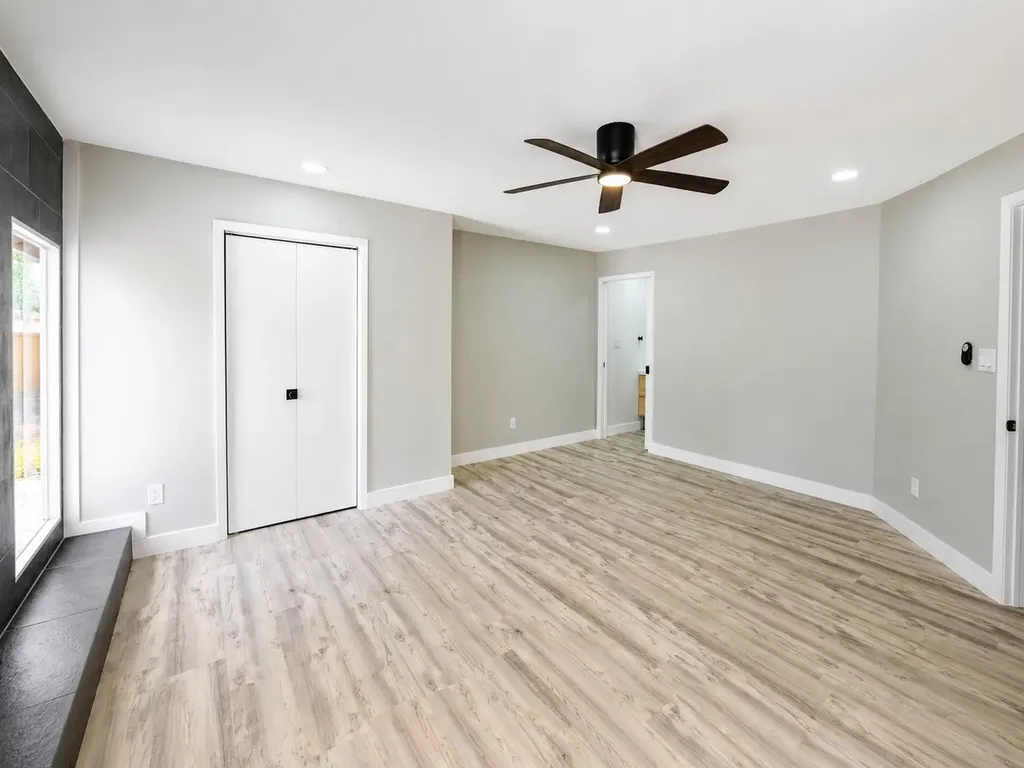 4604 Brassiewood Drive Austin TX 78744