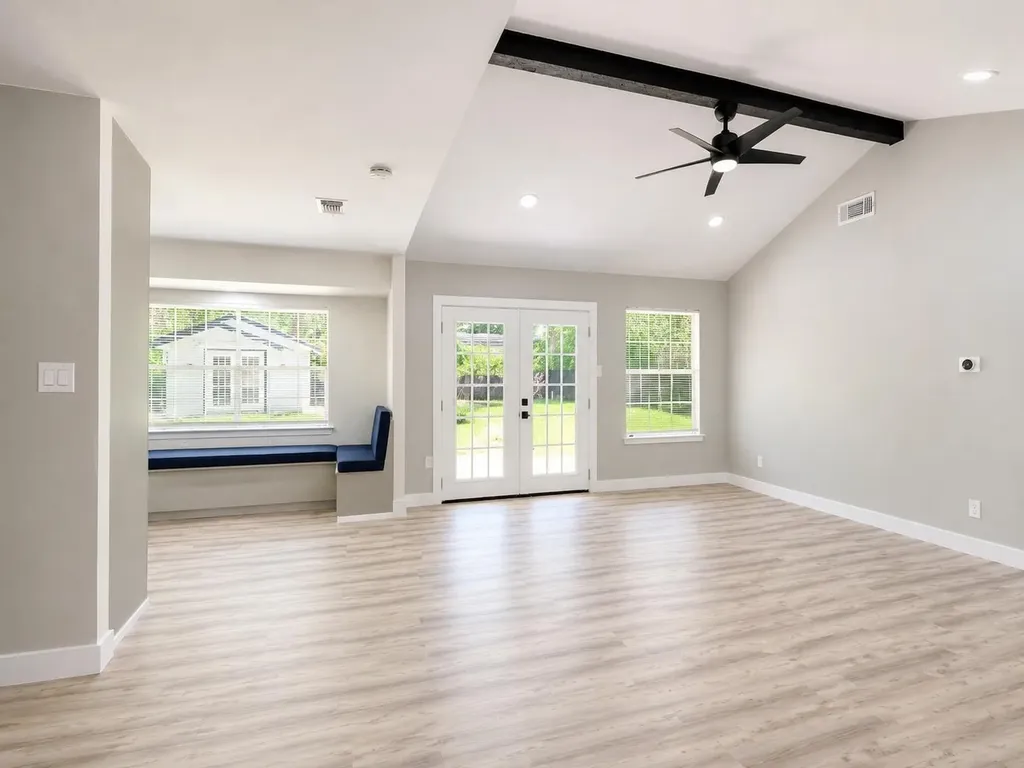 4604 Brassiewood Drive Austin TX 78744