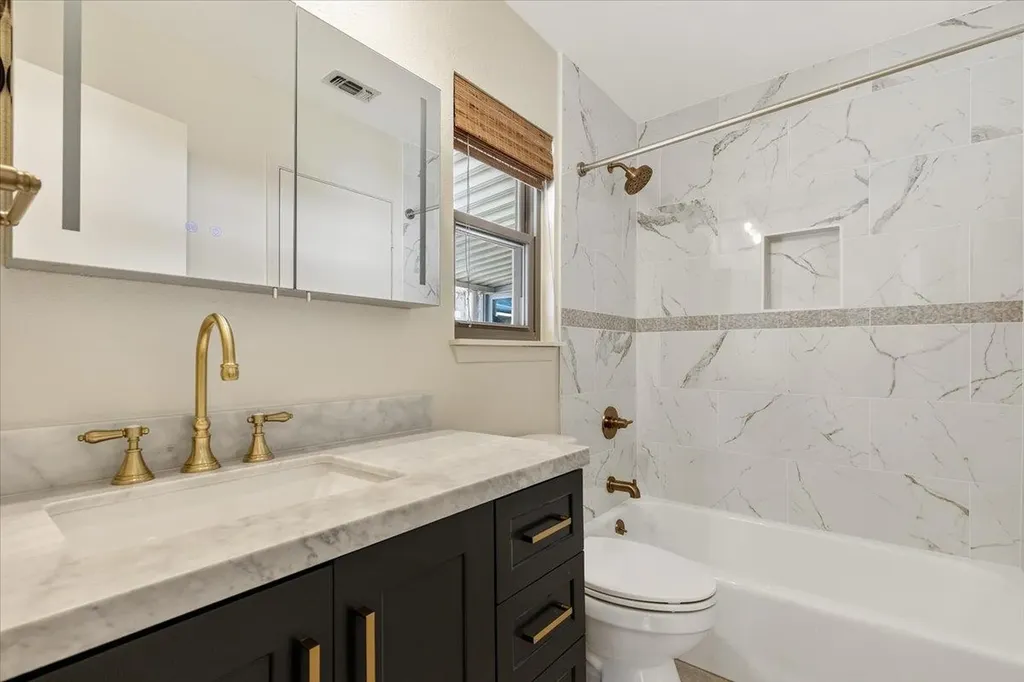 12213 Waterside Trail Austin TX 78750